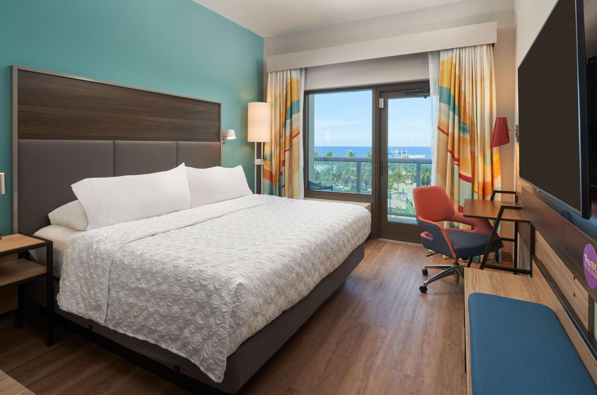 Tru By Hilton Pompano Beach Pier Екстериор снимка